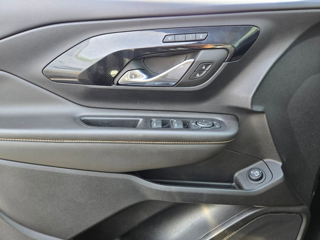 Used 2023 GMC Terrain AT4 w/ Infotainment Package II image 20