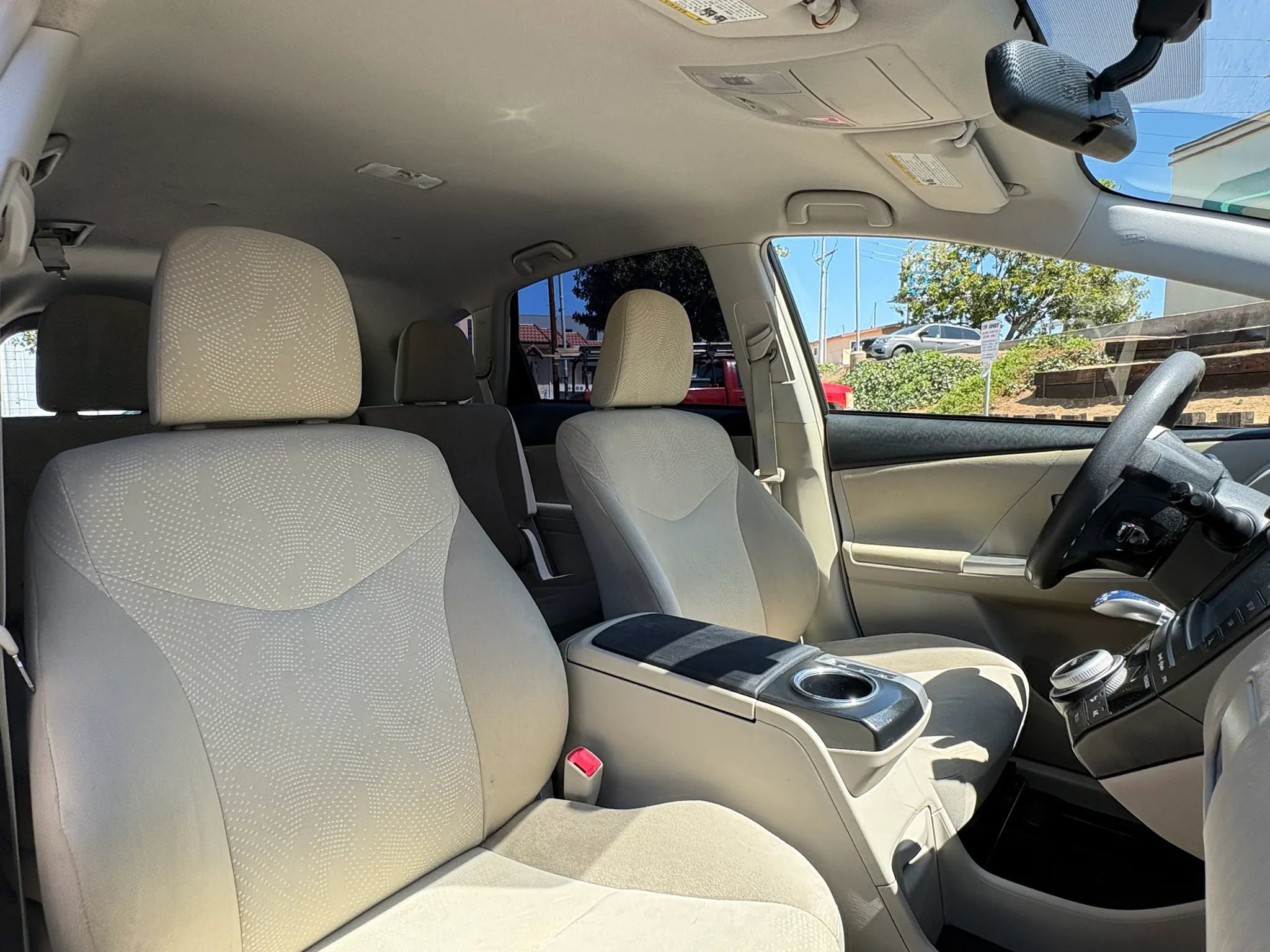 Used 2012 Toyota Prius V Three FWD image 17