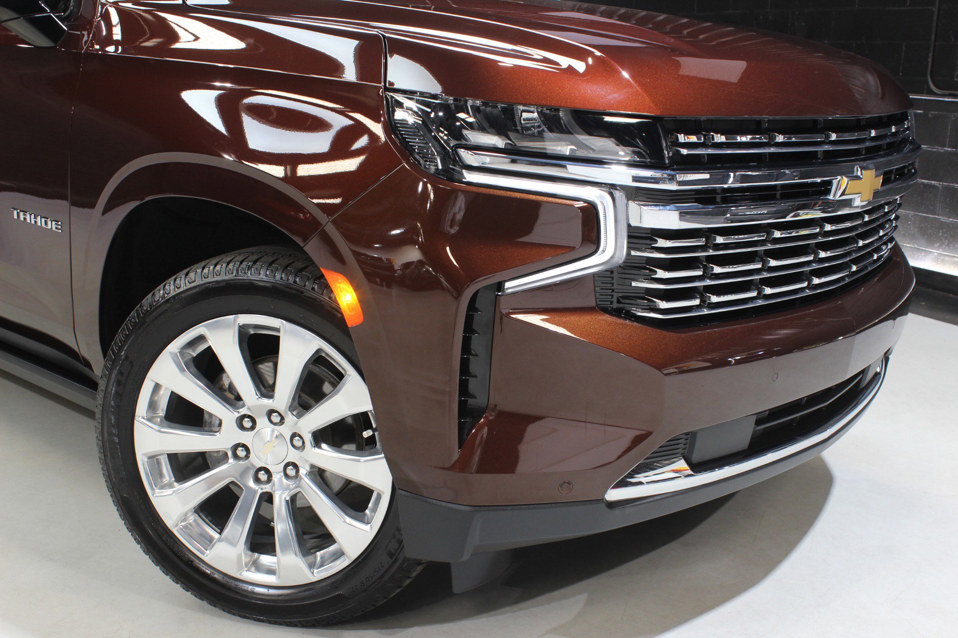 Used 2023 Chevrolet Tahoe Premier RWD image 9
