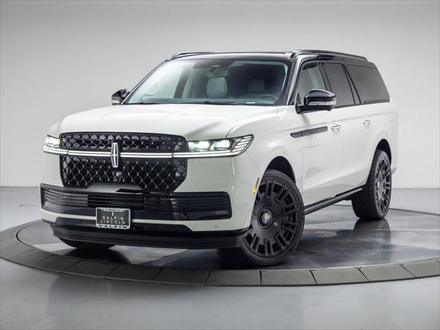 New 2025 Lincoln Navigator L Black Label w/ Black Label Special Edition AWD/4WD image 1