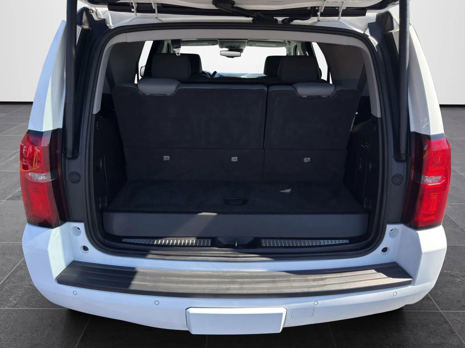 Used 2019 Chevrolet Tahoe LT image 29