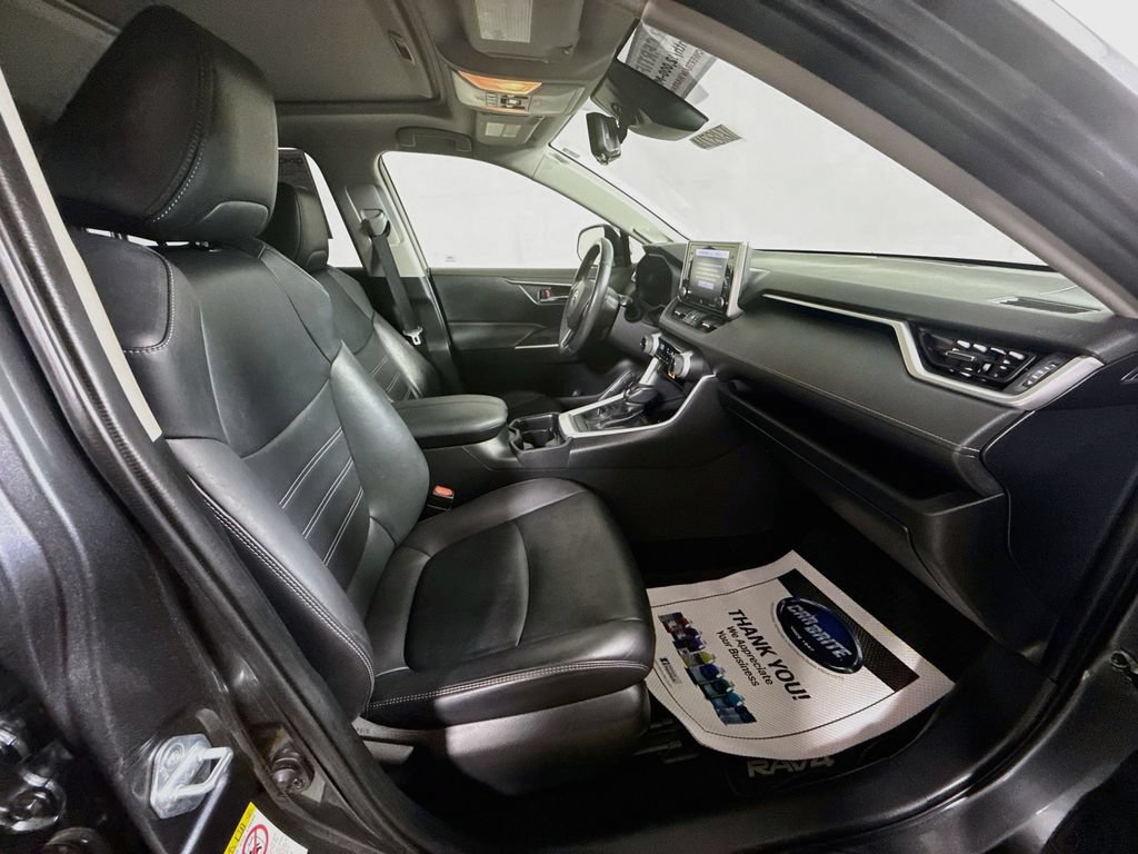 Certified 2019 Toyota RAV4 XLE Premium w/ Advanced Technology Package AWD/4WD image 27