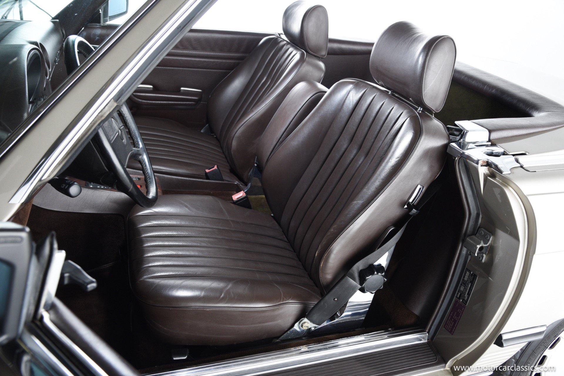 Used 1988 Mercedes-Benz 560 SL image 33
