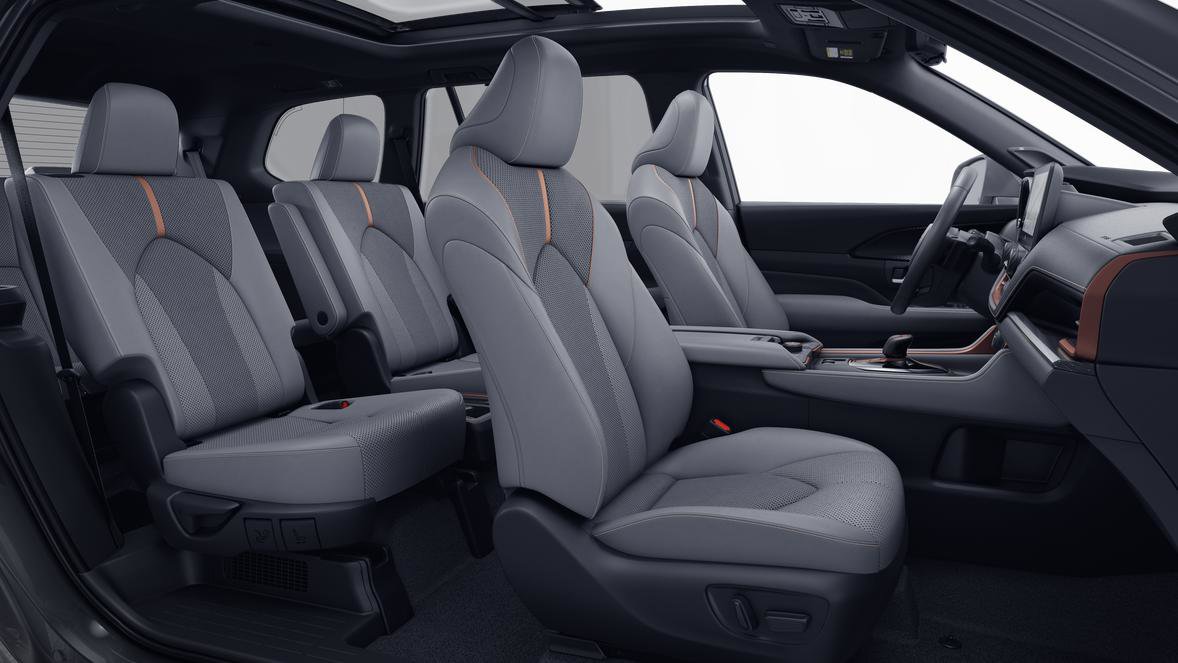 New 2026 Toyota Grand Highlander AWD Hybrid image 28