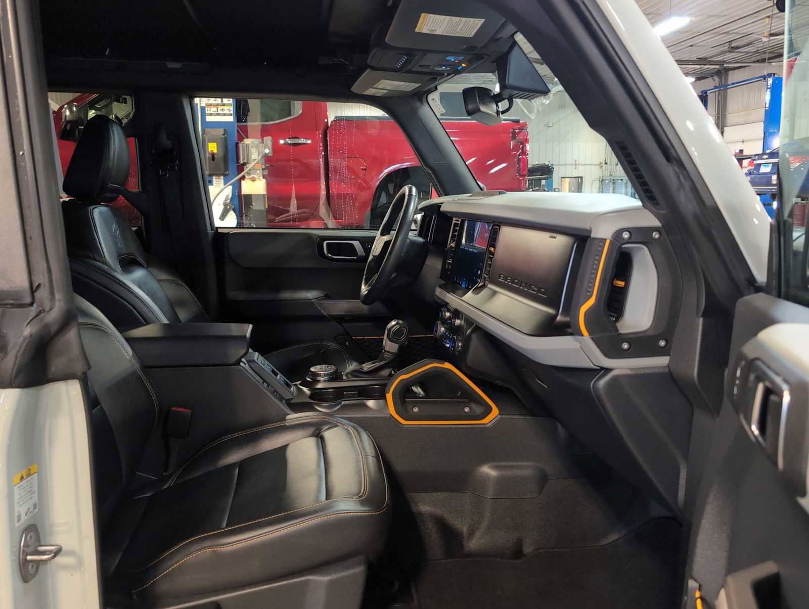 Used 2022 Ford Bronco Badlands w/ Sasquatch Package image 27