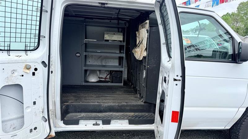 Used 2013 Ford E-350 and Econoline 350 Super Duty w/ Commercial Cargo Van Pkg RWD image 10