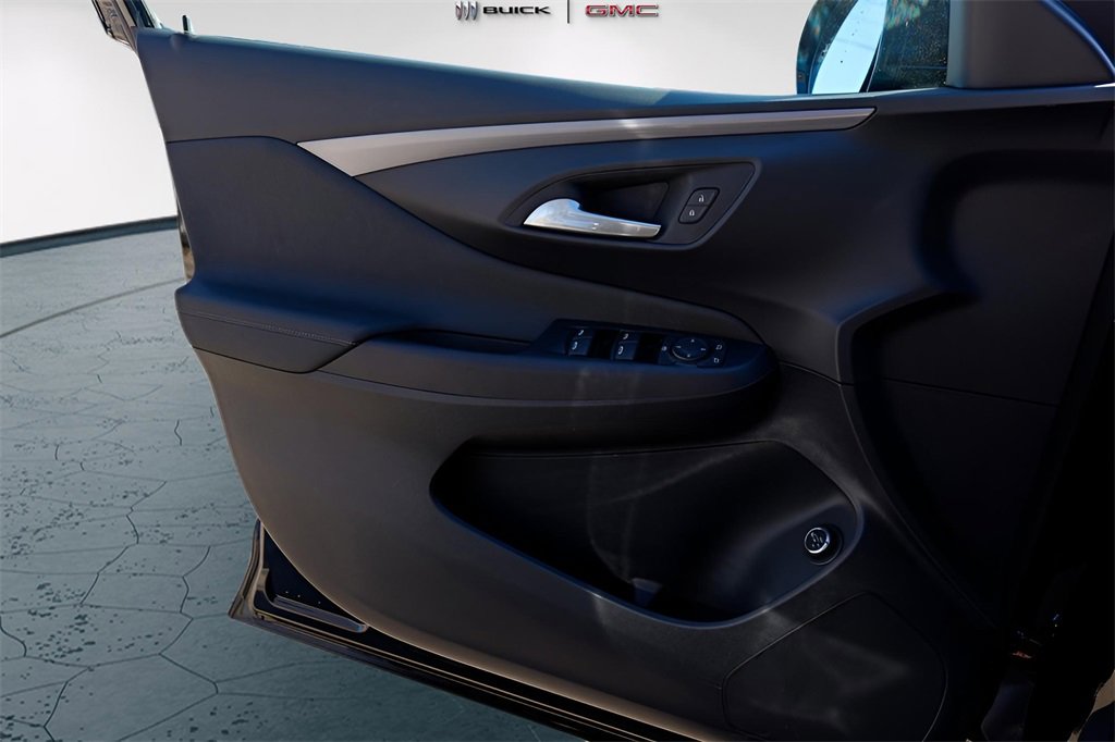 New 2026 Buick Envista Avenir image 19