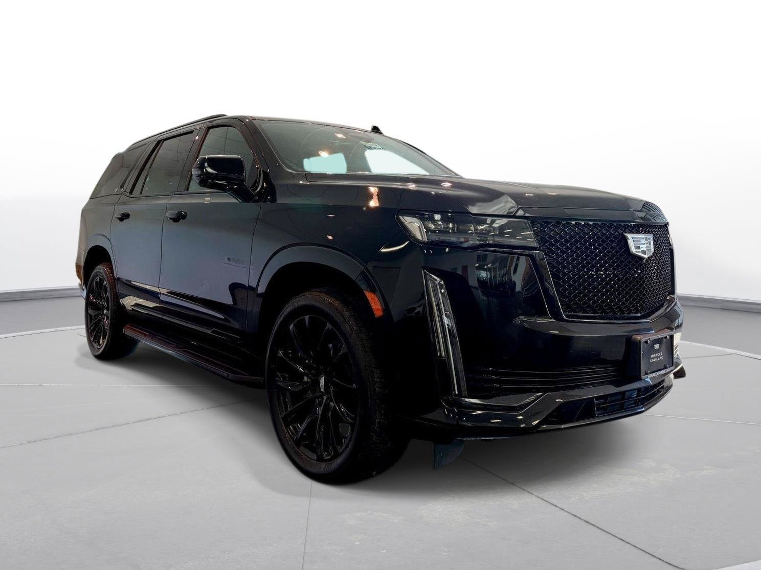 Certified 2024 Cadillac Escalade Sport w/ LPO, ONYX Package AWD/4WD image 10