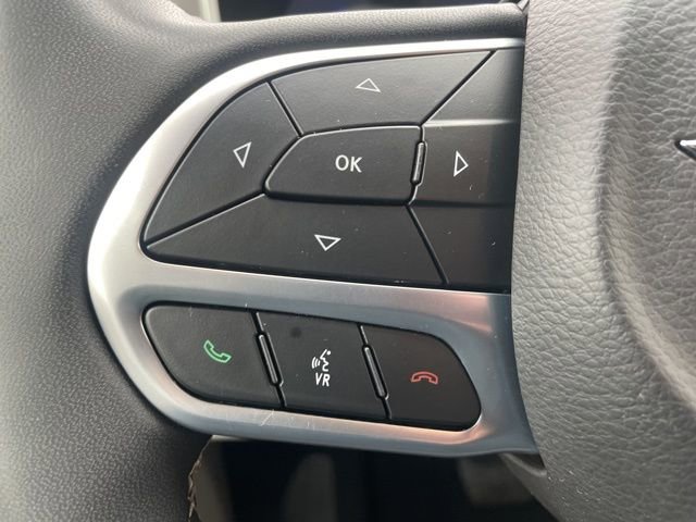 Used 2022 Chrysler Pacifica Touring-L image 20