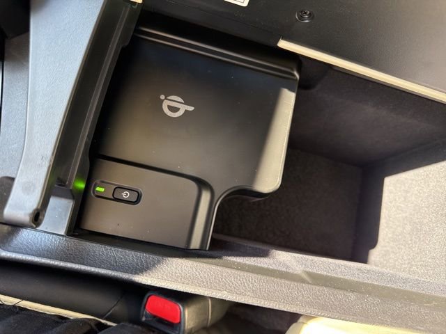 Used 2022 Lexus ES 350 Ultra Luxury w/ Accessory Package 2 image 19