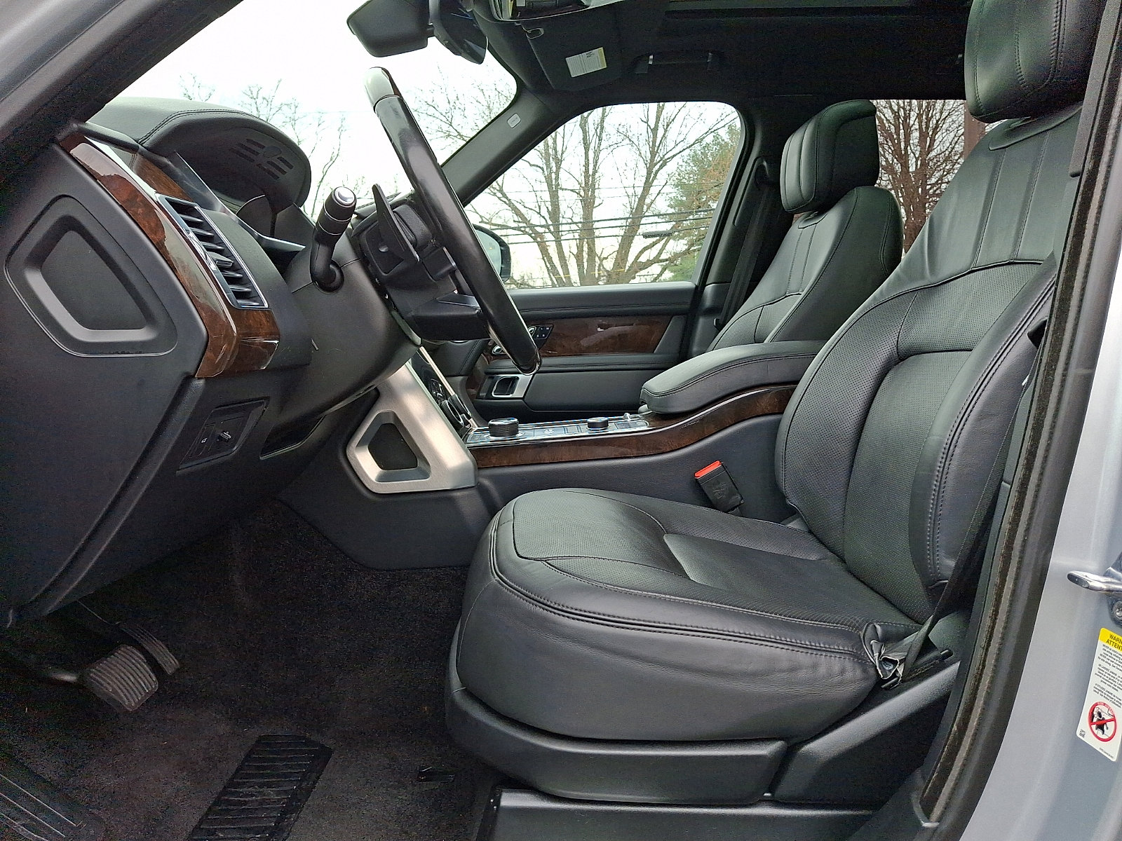 Used 2018 Land Rover Range Rover HSE AWD/4WD image 13
