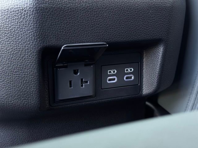 New 2025 Toyota Tacoma Trailhunter image 38