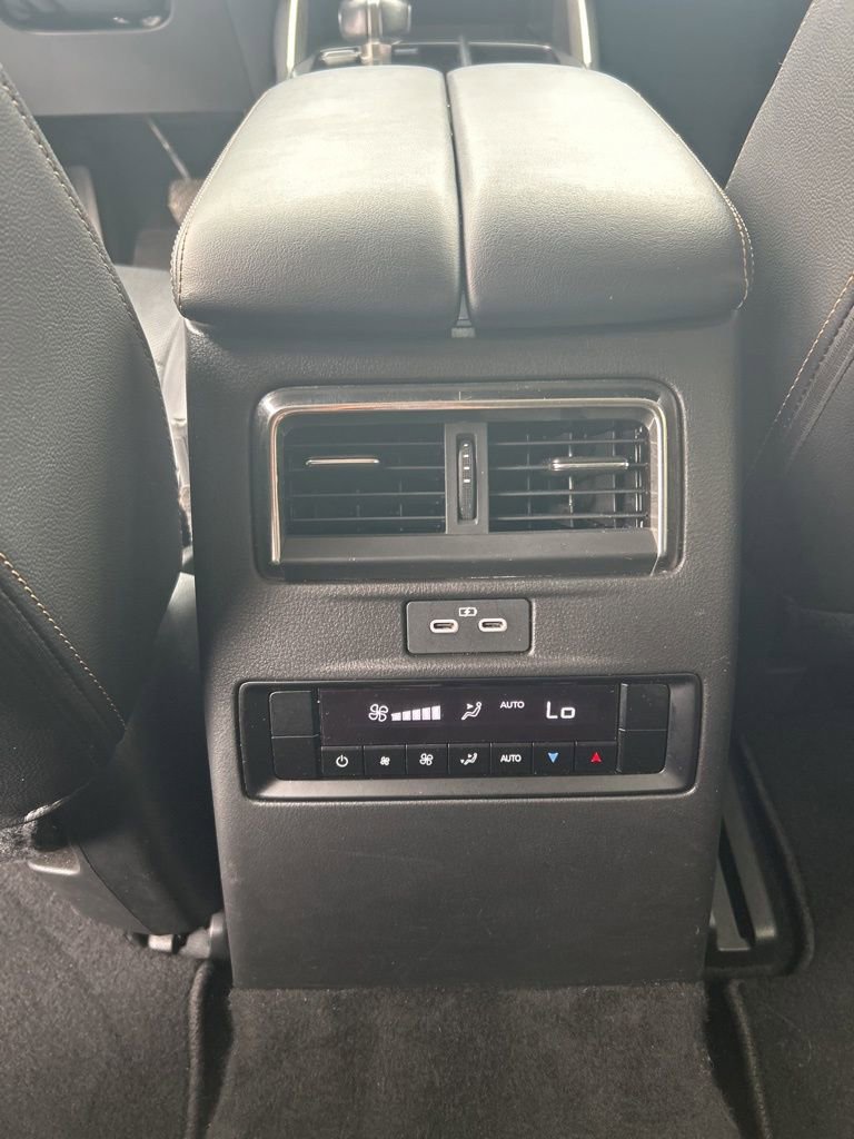 Used 2024 MAZDA CX-90 3.3 Turbo w/ Preferred Plus image 25