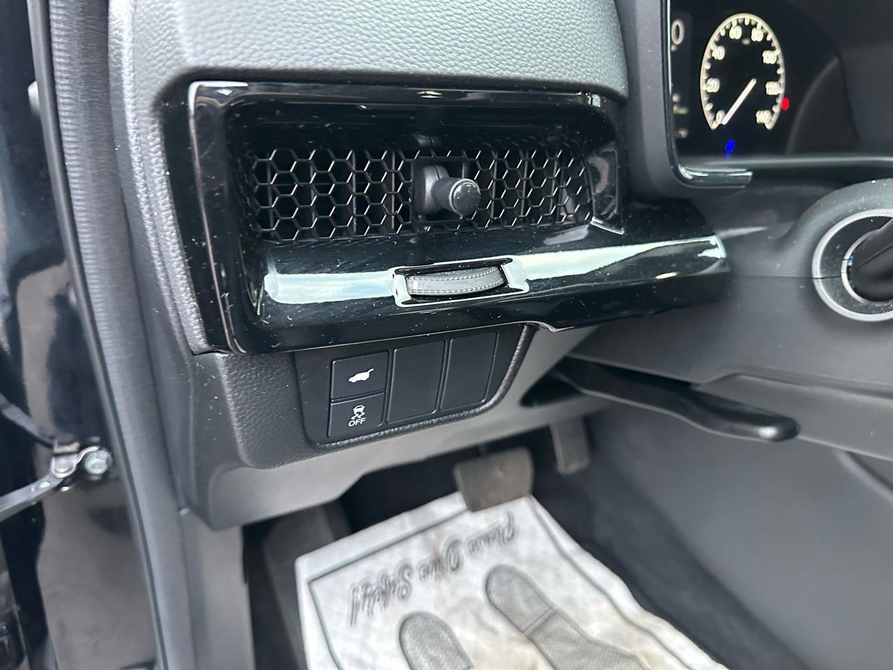 Used 2025 Honda CR-V EX-L image 9