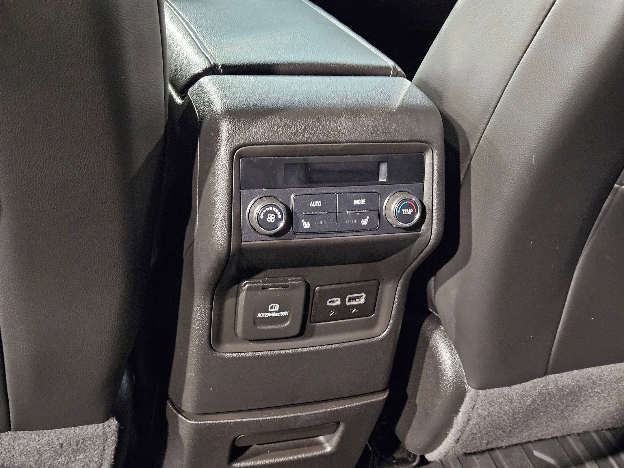 Used 2022 GMC Acadia Denali image 38