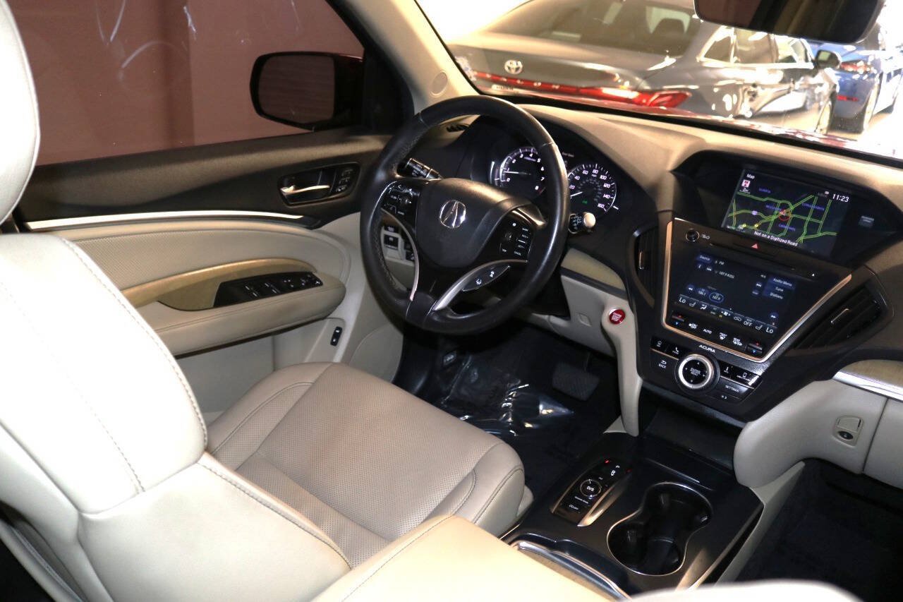 Used 2020 Acura MDX w/ Technology Package AWD/4WD image 16