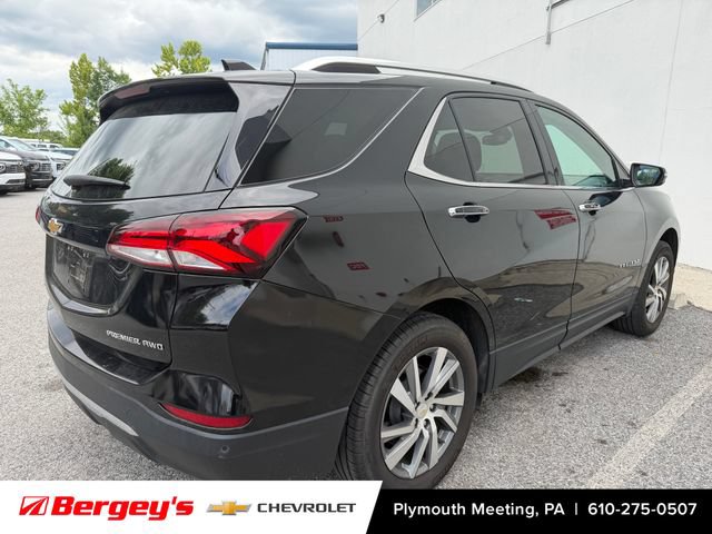Used 2023 Chevrolet Equinox Premier AWD/4WD image 2
