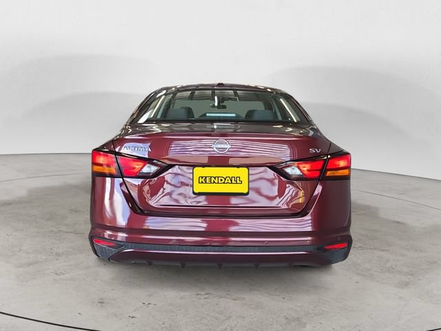 Used 2024 Nissan Altima 2.5 SV FWD image 6