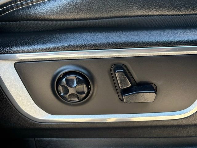 Used 2019 RAM 1500 Laramie image 34