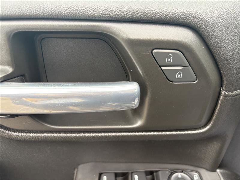 Used 2021 Chevrolet Silverado 1500 LT Trail Boss w/ Convenience Package II image 12