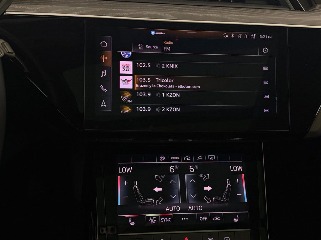Used 2024 Audi Q8 e-tron Premium image 17