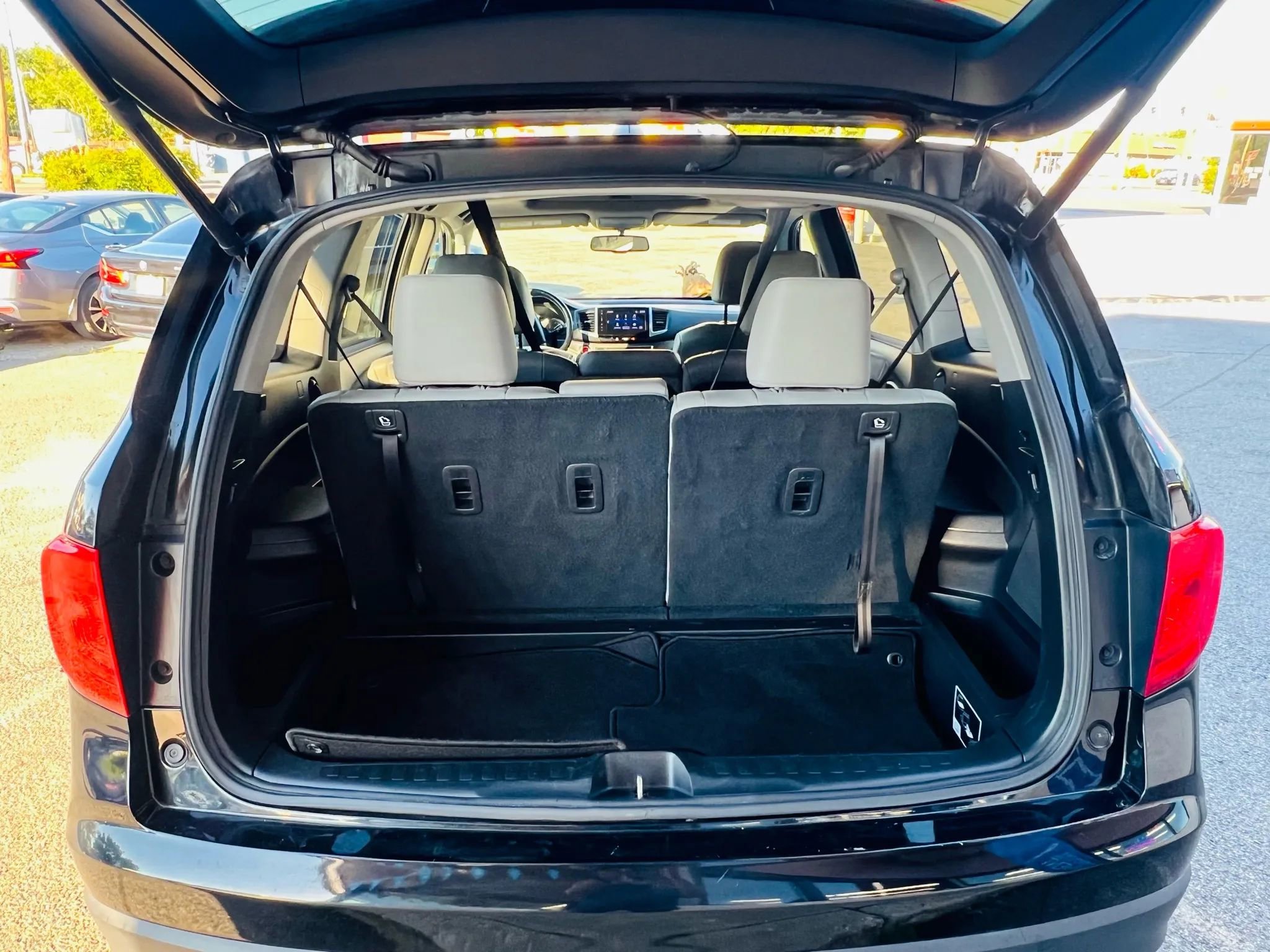 Used 2017 Honda Pilot EX-L image 7