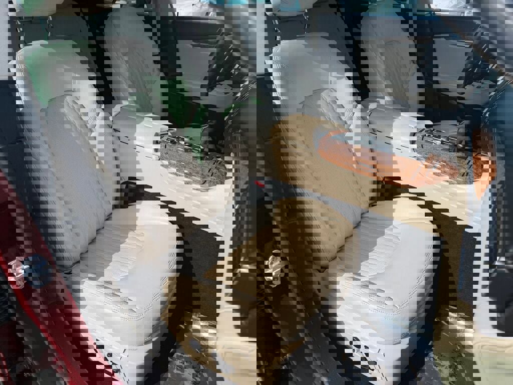 Used 2017 Maserati Levante S image 28