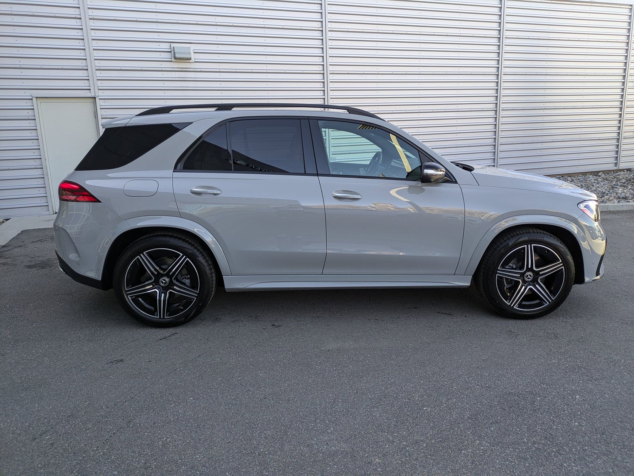 New 2025 Mercedes-Benz GLE 450 4MATIC image 2