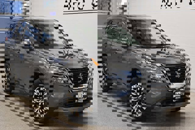 Used 2023 Nissan Rogue SV video 1