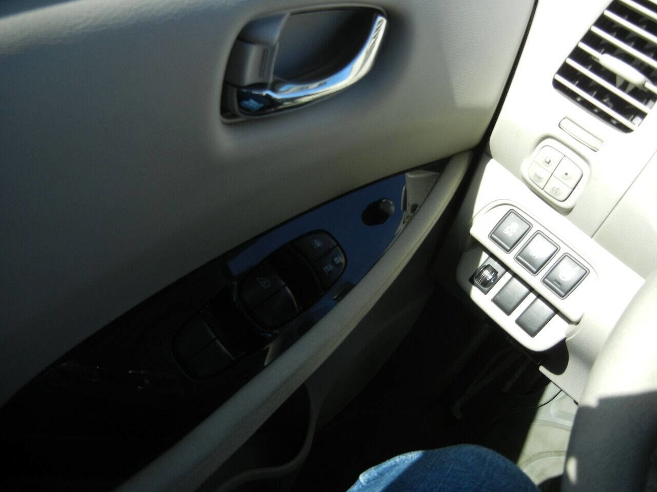 Used 2012 Nissan Leaf SL w/ Protection Pkg image 55