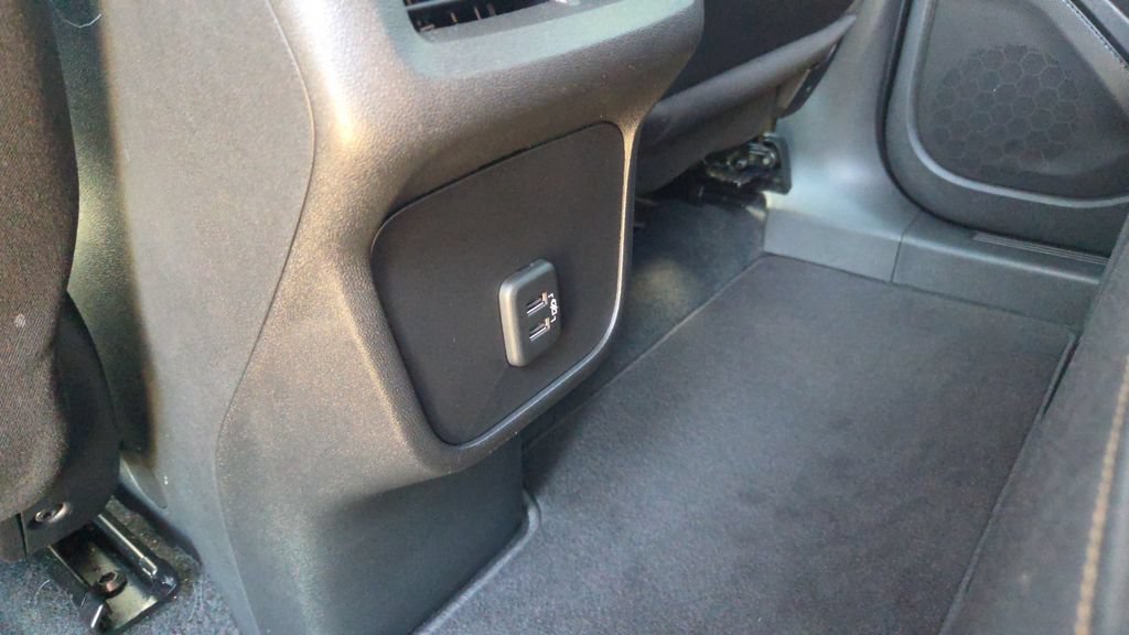 Used 2020 GMC Terrain SLE FWD image 22