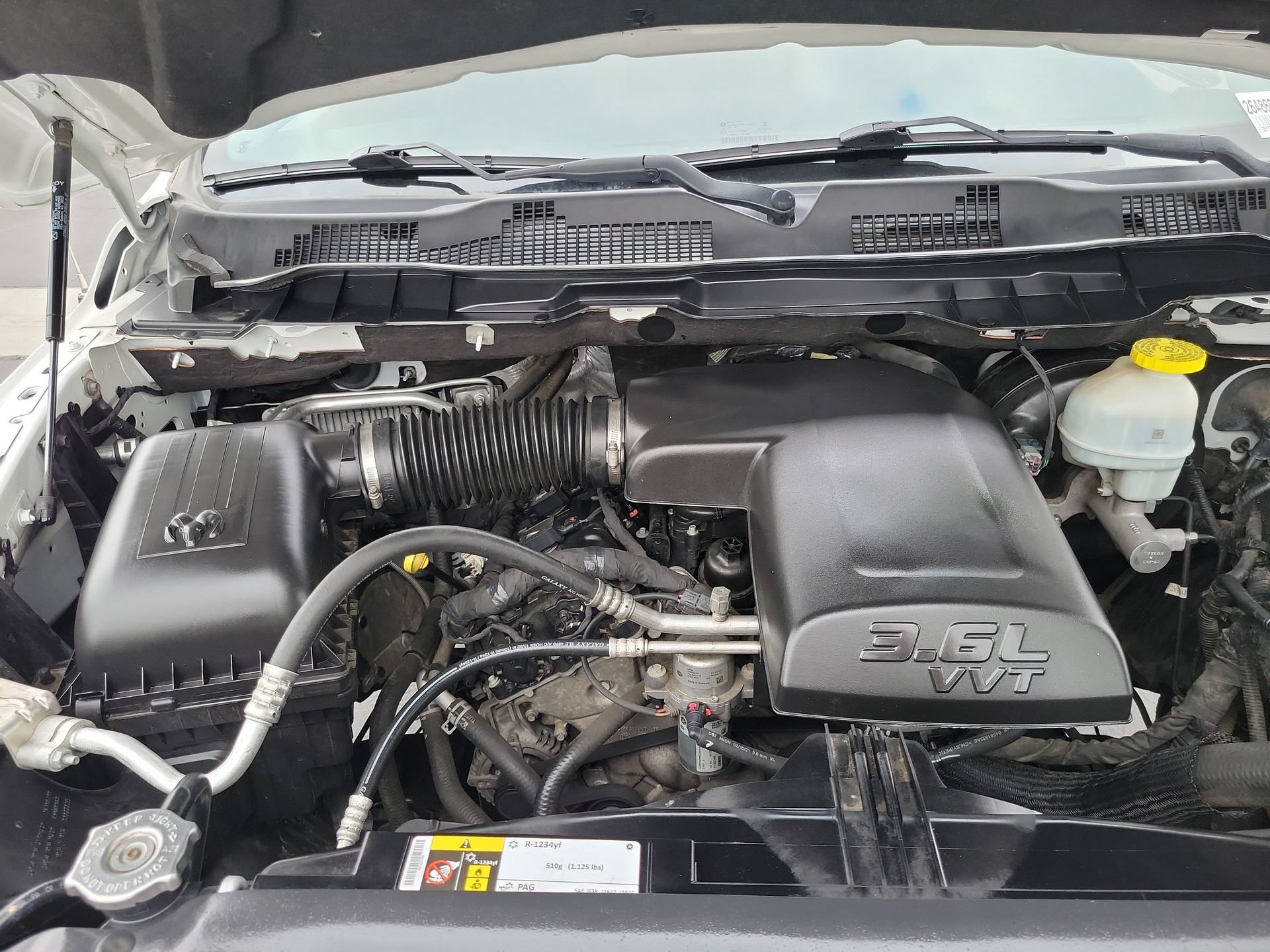 Used 2021 RAM 1500 Classic SLT RWD image 23