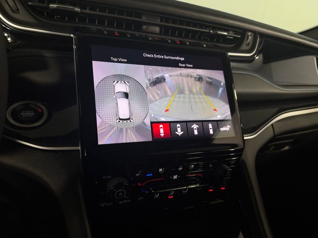 Used 2023 Jeep Grand Cherokee Trailhawk w/ Advanced Protech Group II image 18