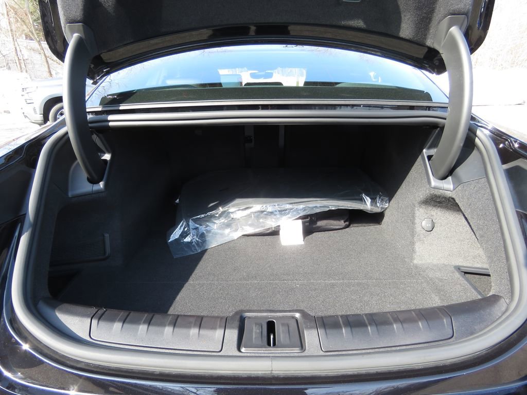 Used 2024 Porsche Taycan image 17