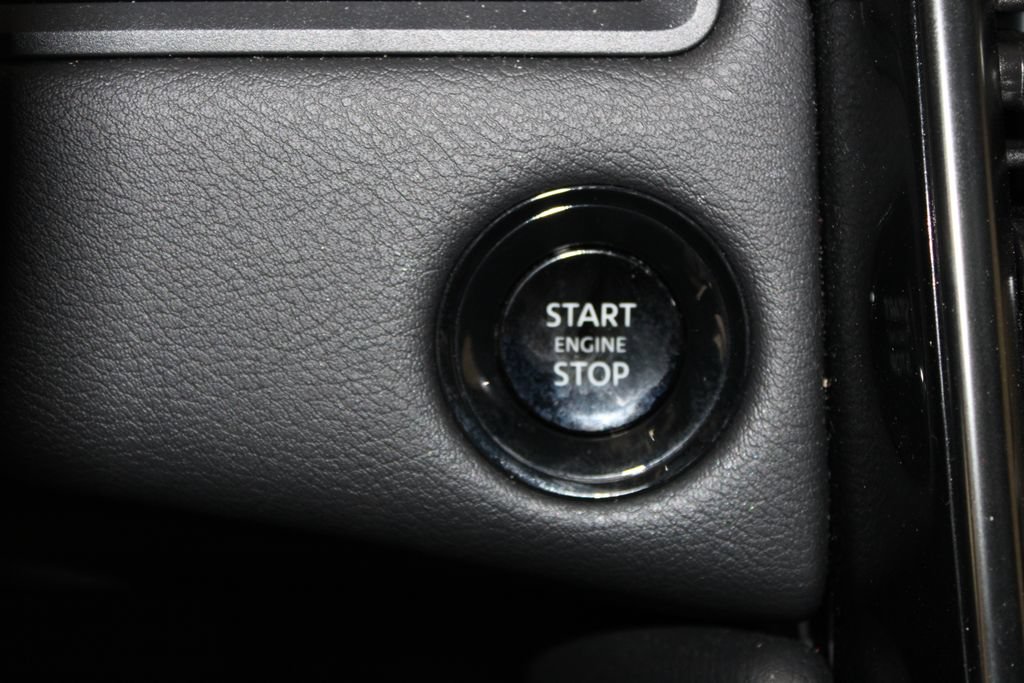 Used 2025 Nissan Armada PRO-4X AWD/4WD image 46