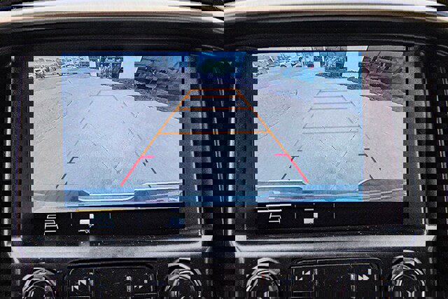 Used 2021 GMC Canyon Denali image 13