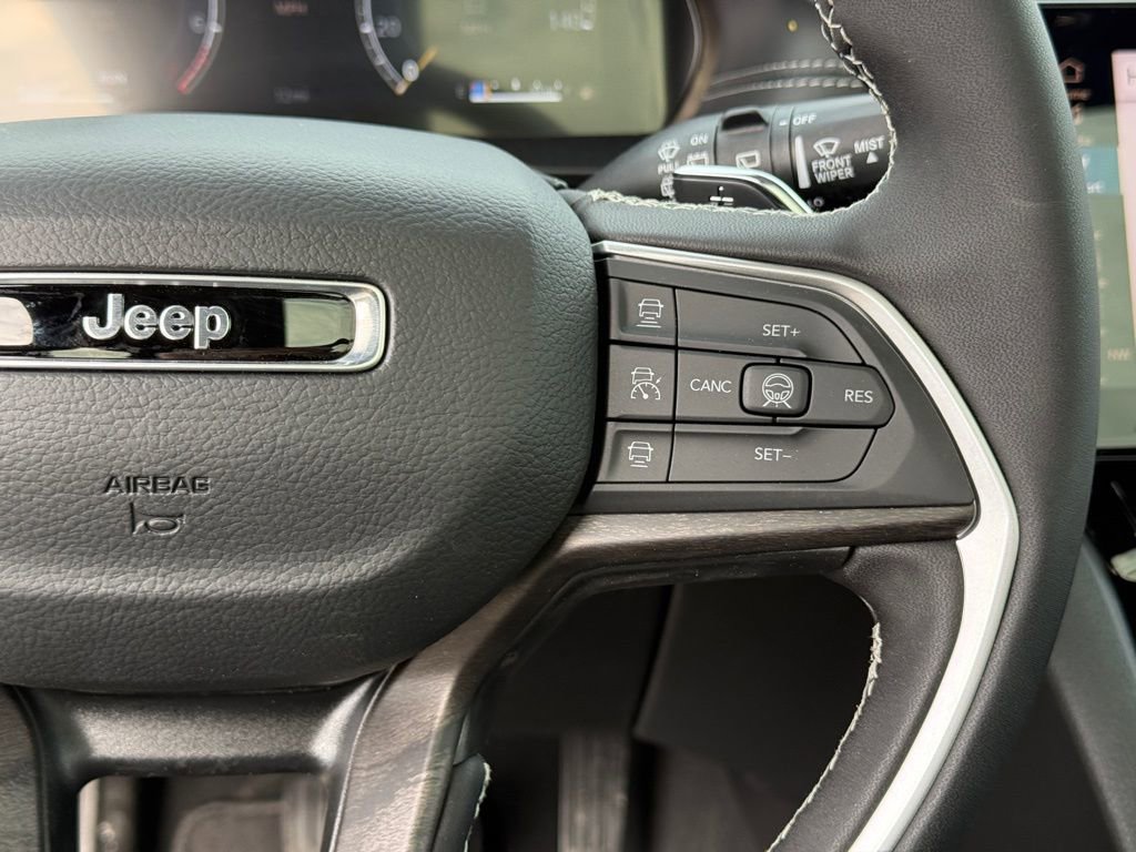 New 2026 Jeep Grand Cherokee L Limited image 14