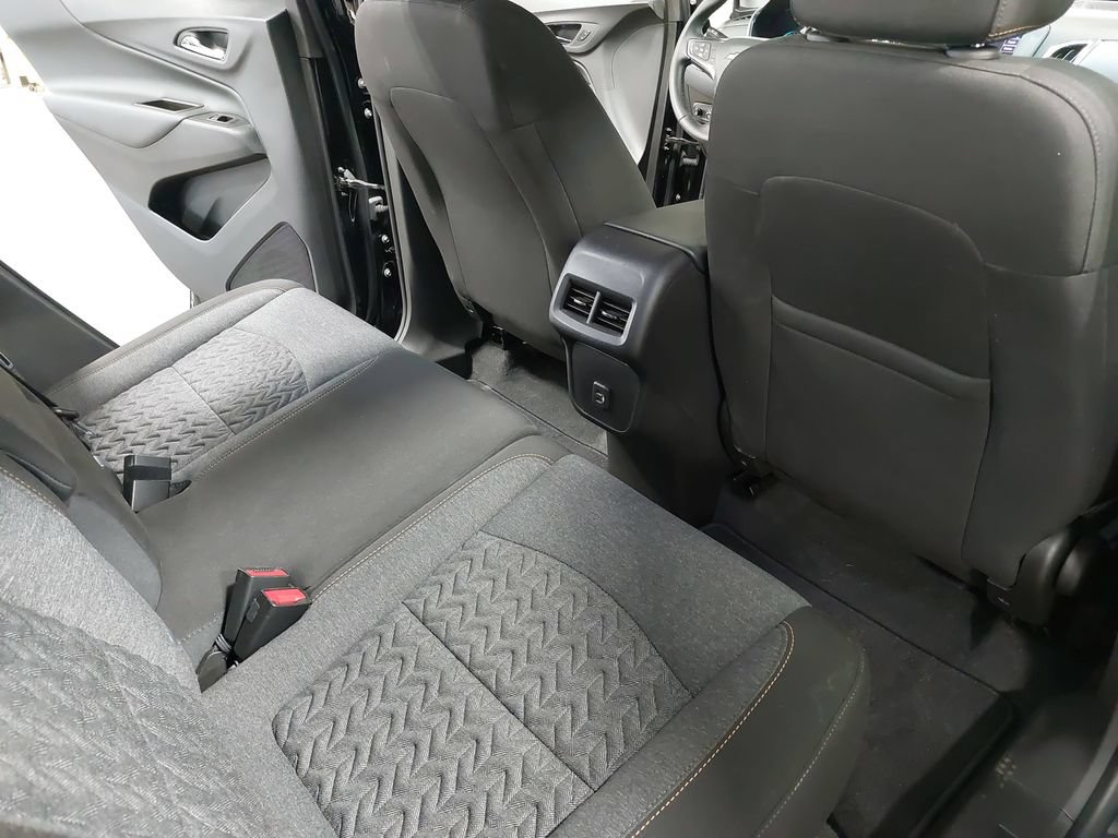 Used 2024 Chevrolet Equinox LT AWD/4WD image 11