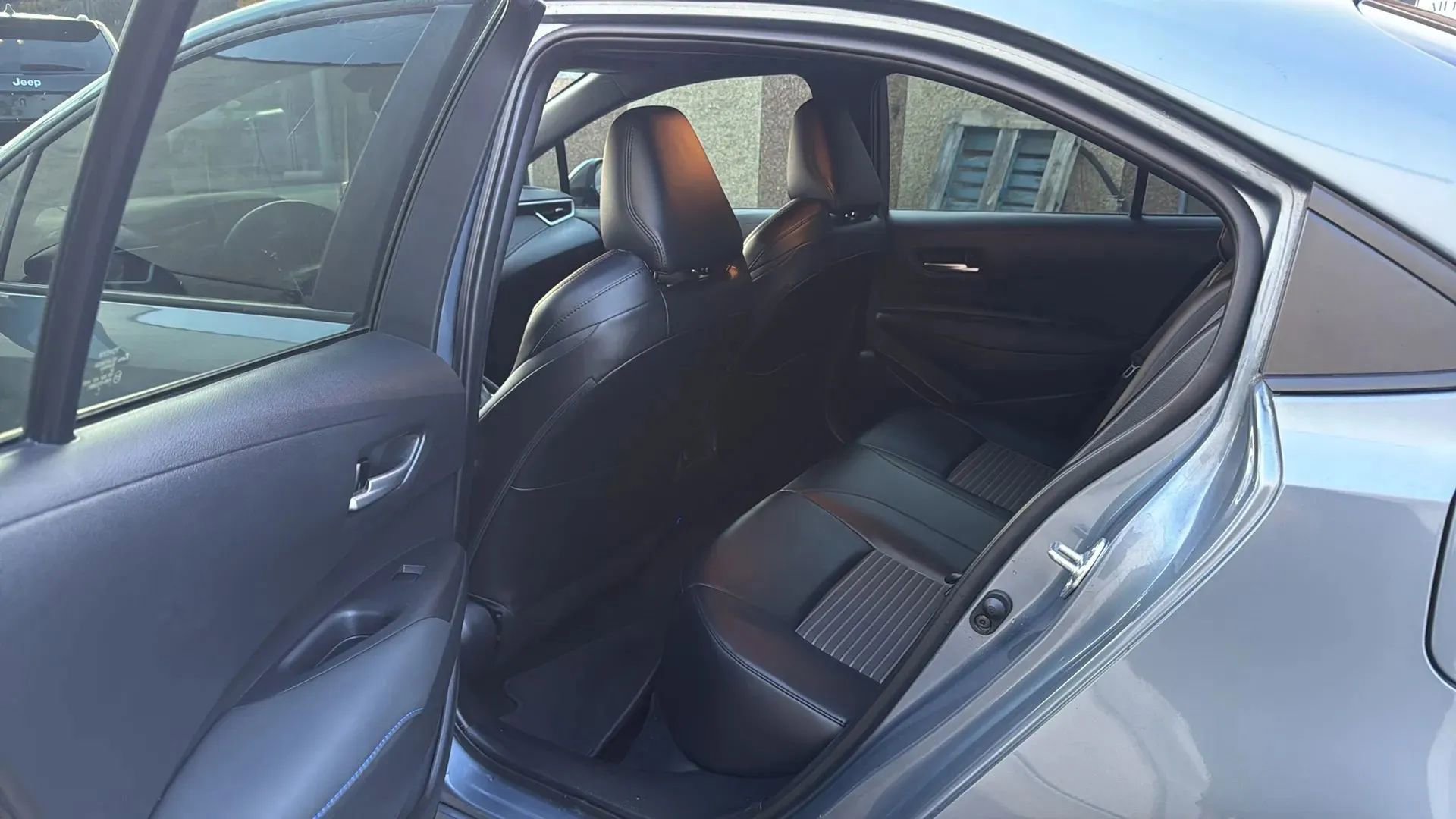 Used 2021 Toyota Corolla XSE image 27