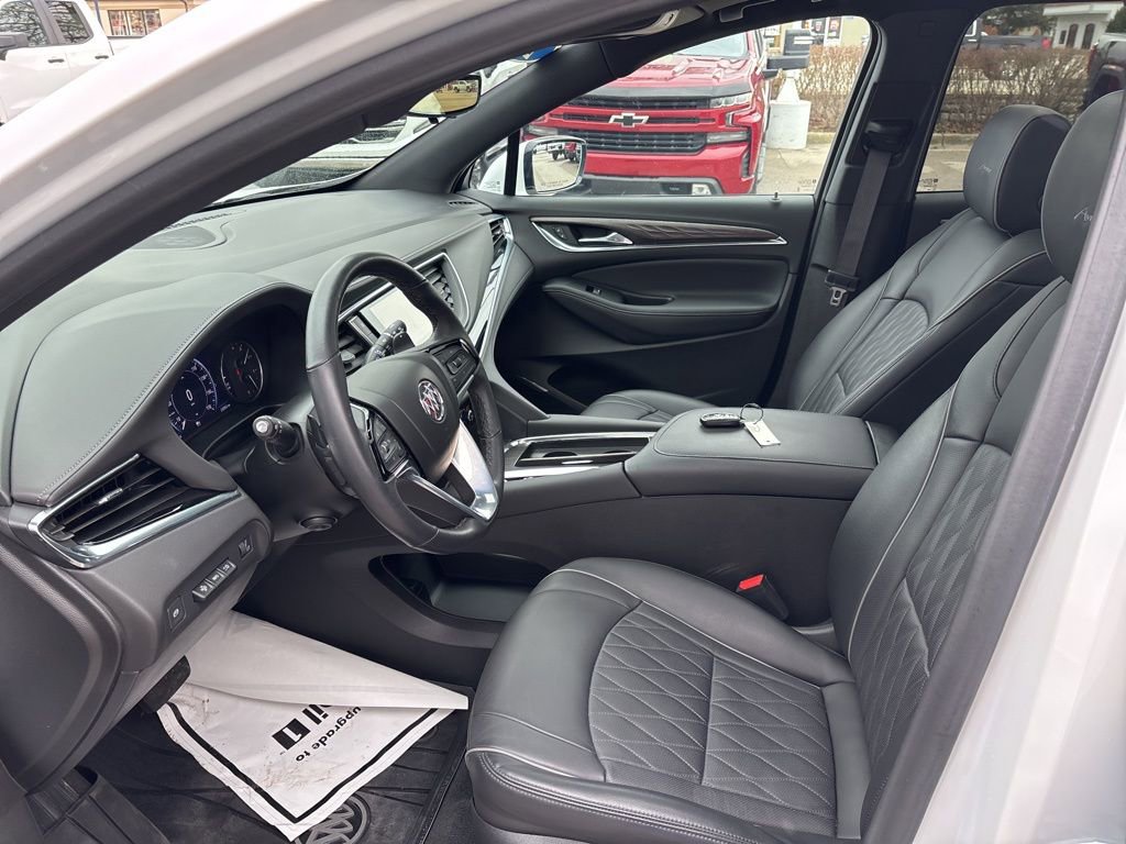 Certified 2024 Buick Enclave Avenir w/ Avenir Technology Package image 22
