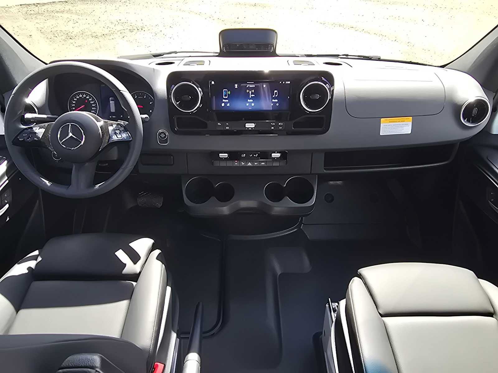 New 2026 Mercedes-Benz Sprinter 2500 image 18