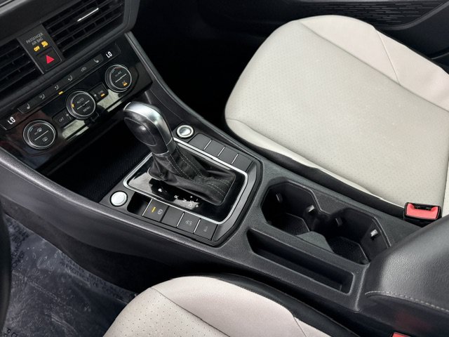 Used 2019 Volkswagen Jetta R-Line FWD image 13