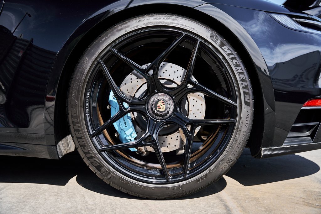 Used 2022 Porsche 911 Carrera 4 GTS w/ Premium Package image 21