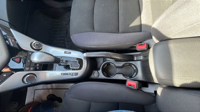 Used 2013 Chevrolet Cruze Eco image 17