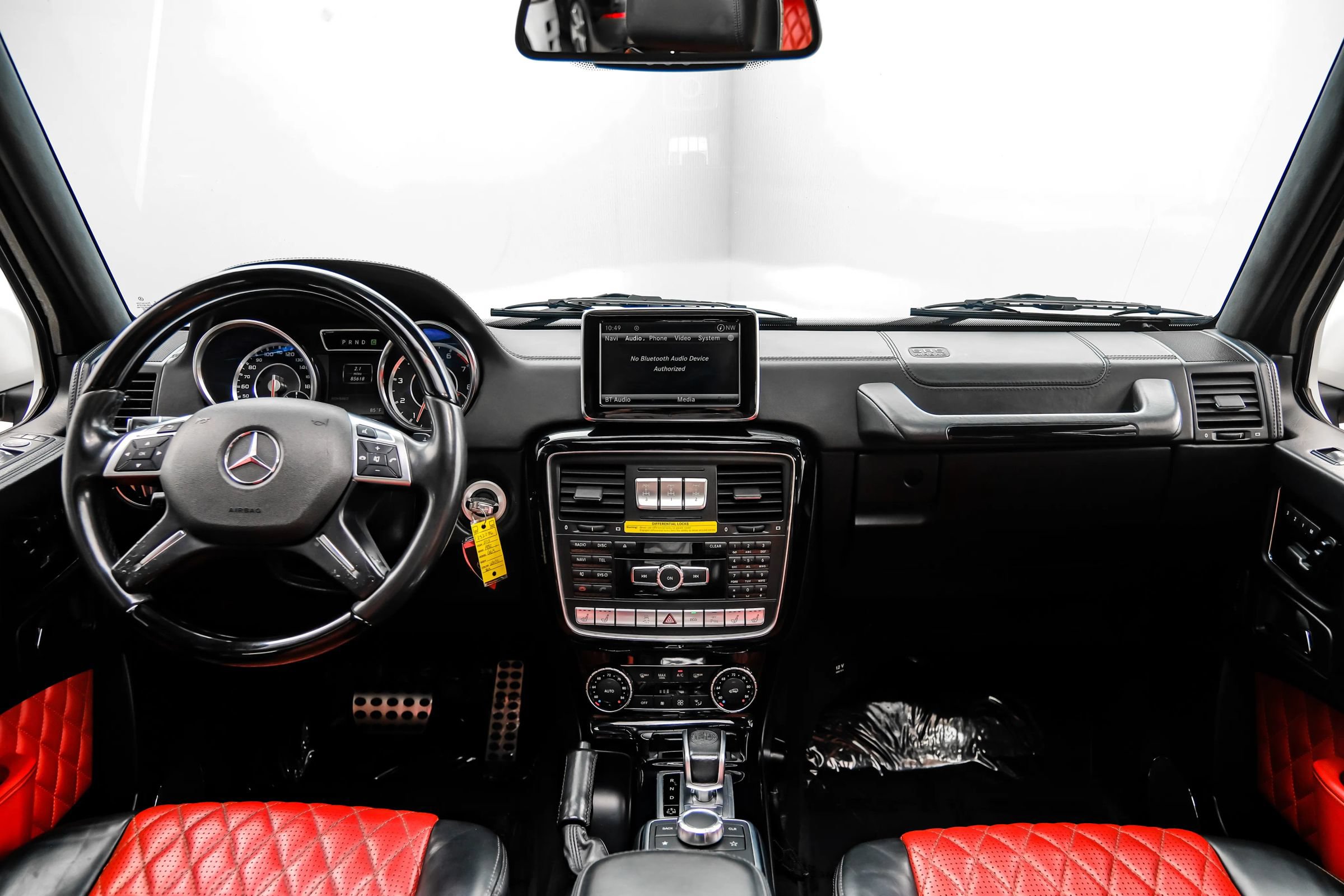 Used 2015 Mercedes-Benz G 63 AMG 4MATIC w/ PA6 Package image 9