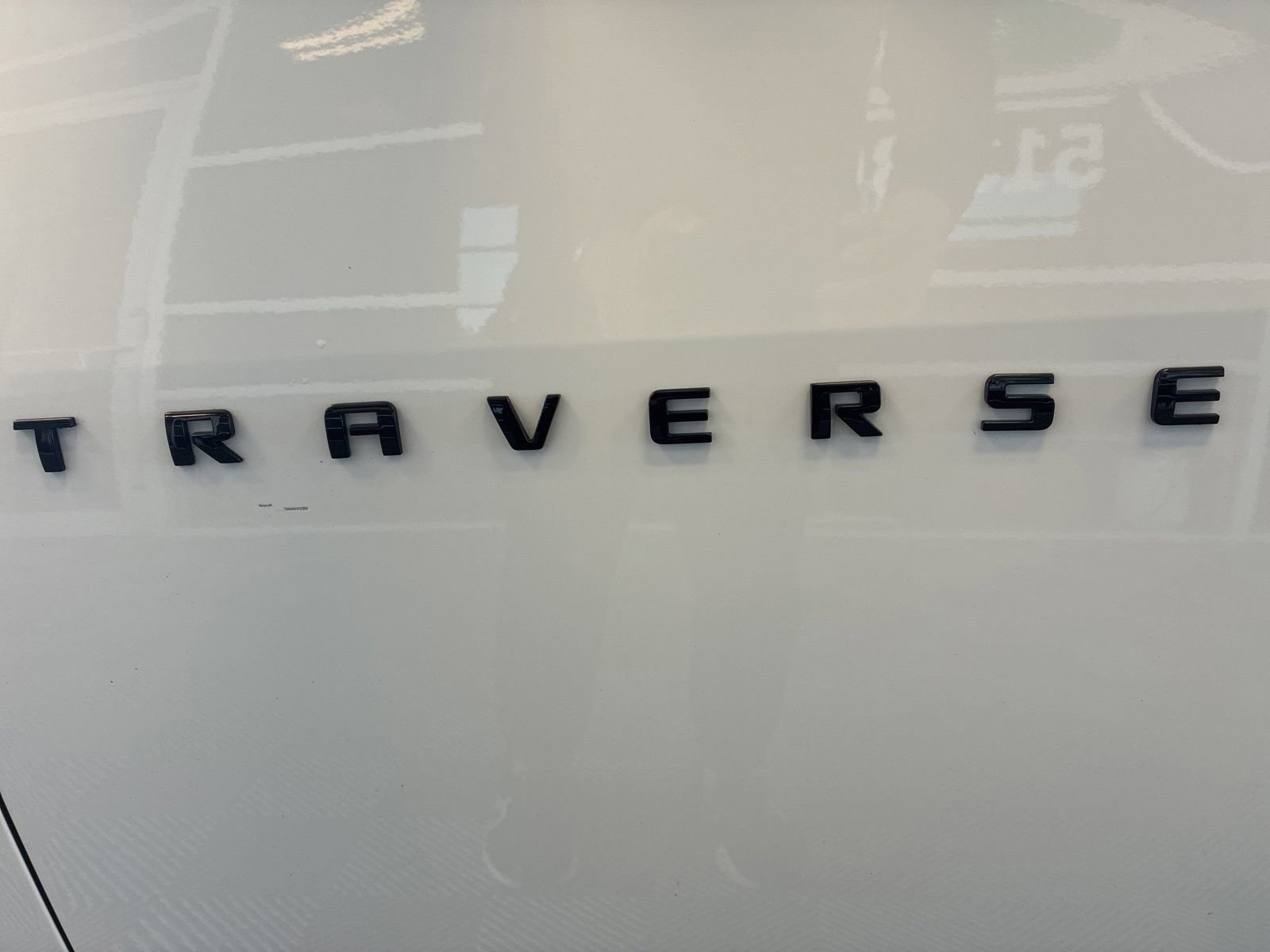 Used 2021 Chevrolet Traverse RS w/ LPO, Floor Liner Package FWD image 10