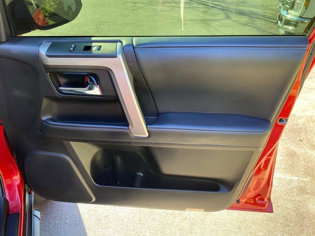 Used 2021 Toyota 4Runner SR5 image 37