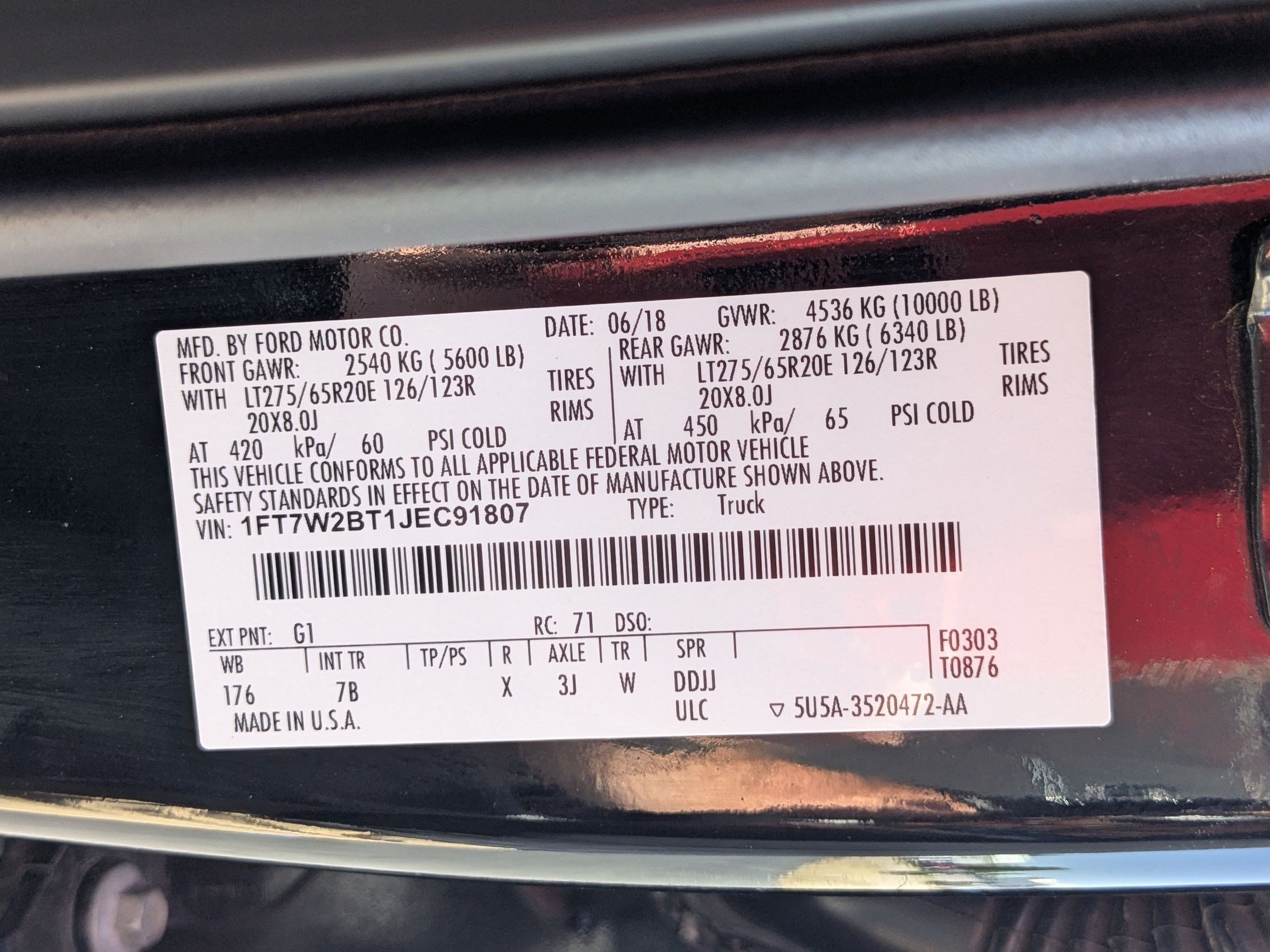 Used 2018 Ford F250 Platinum w/ Platinum Ultimate Package AWD/4WD image 42