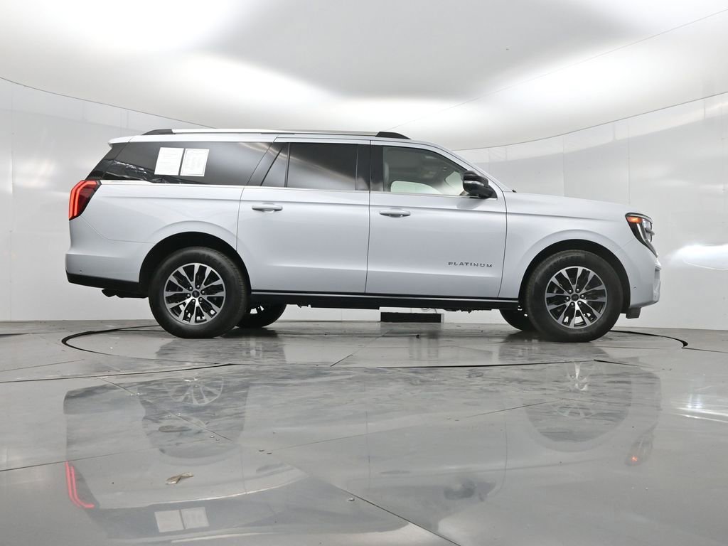 Used 2025 Ford Expedition Max Platinum AWD/4WD image 48