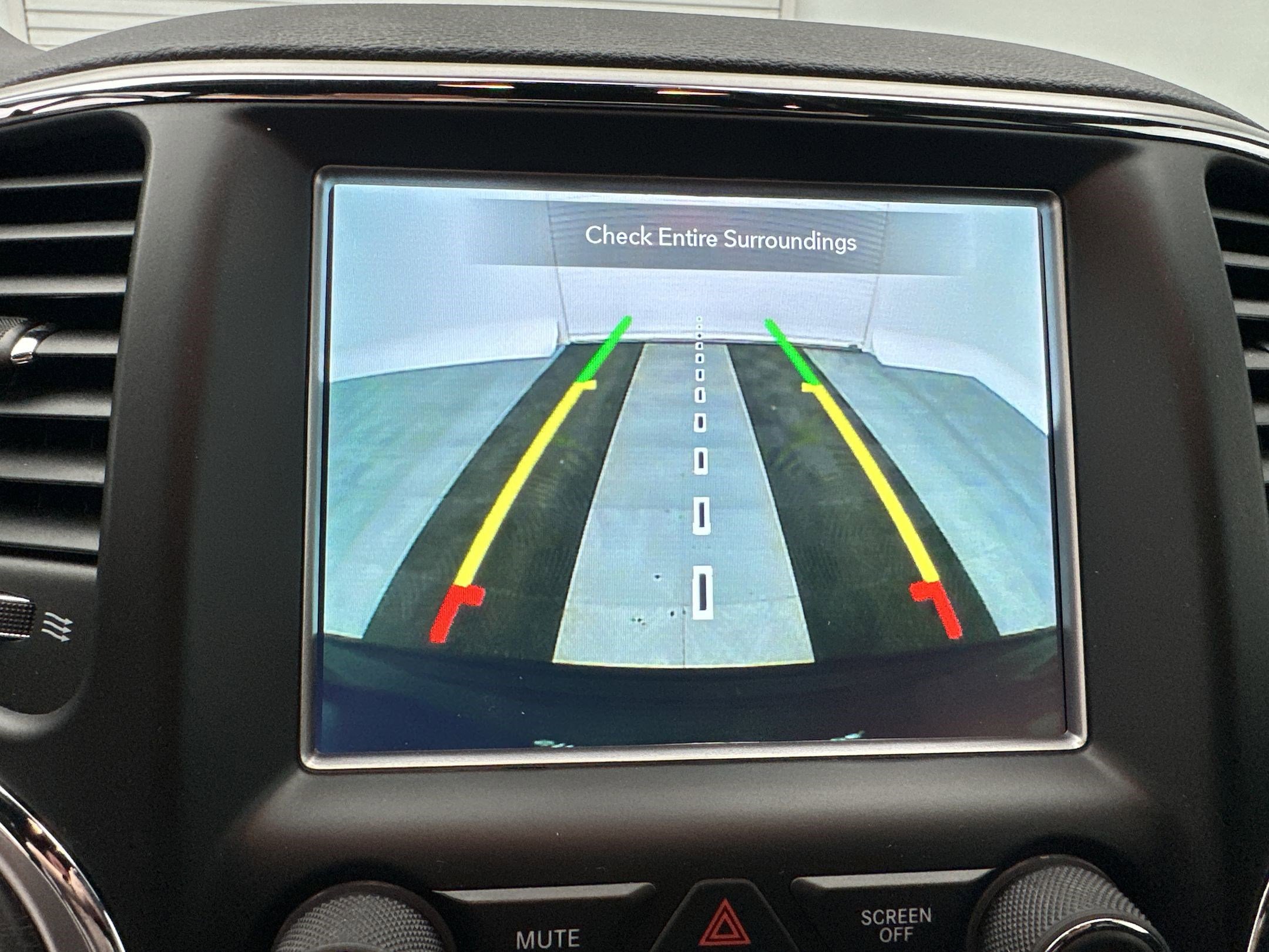 Used 2018 Jeep Grand Cherokee Altitude image 24